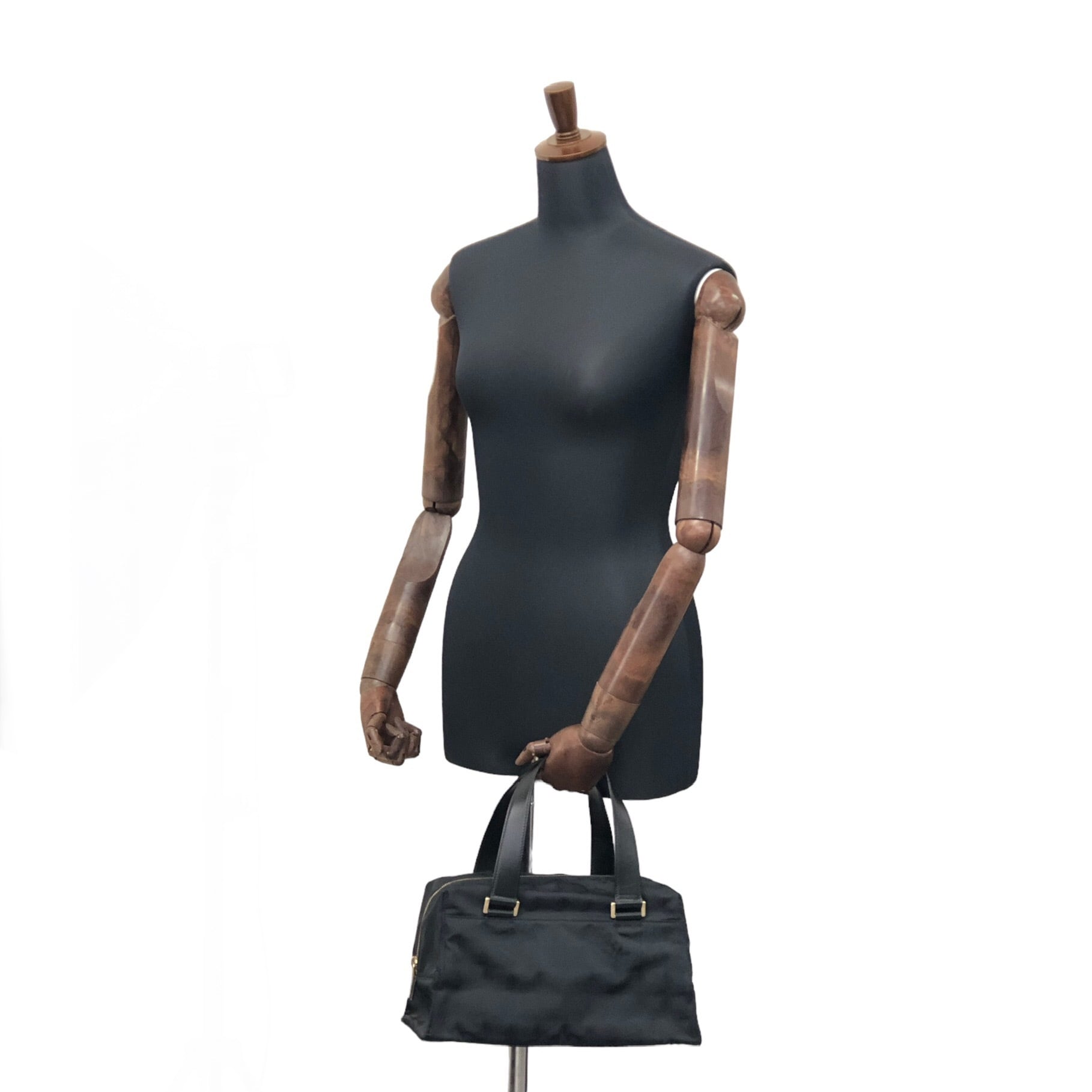 CHANEL シャネル ニュートラベルライン ナイロン ミニボストン