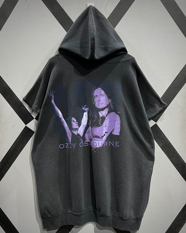 【X VINTAGE】90's “Ozzy Osbourne”Cut Off Custum Loose Hoodie