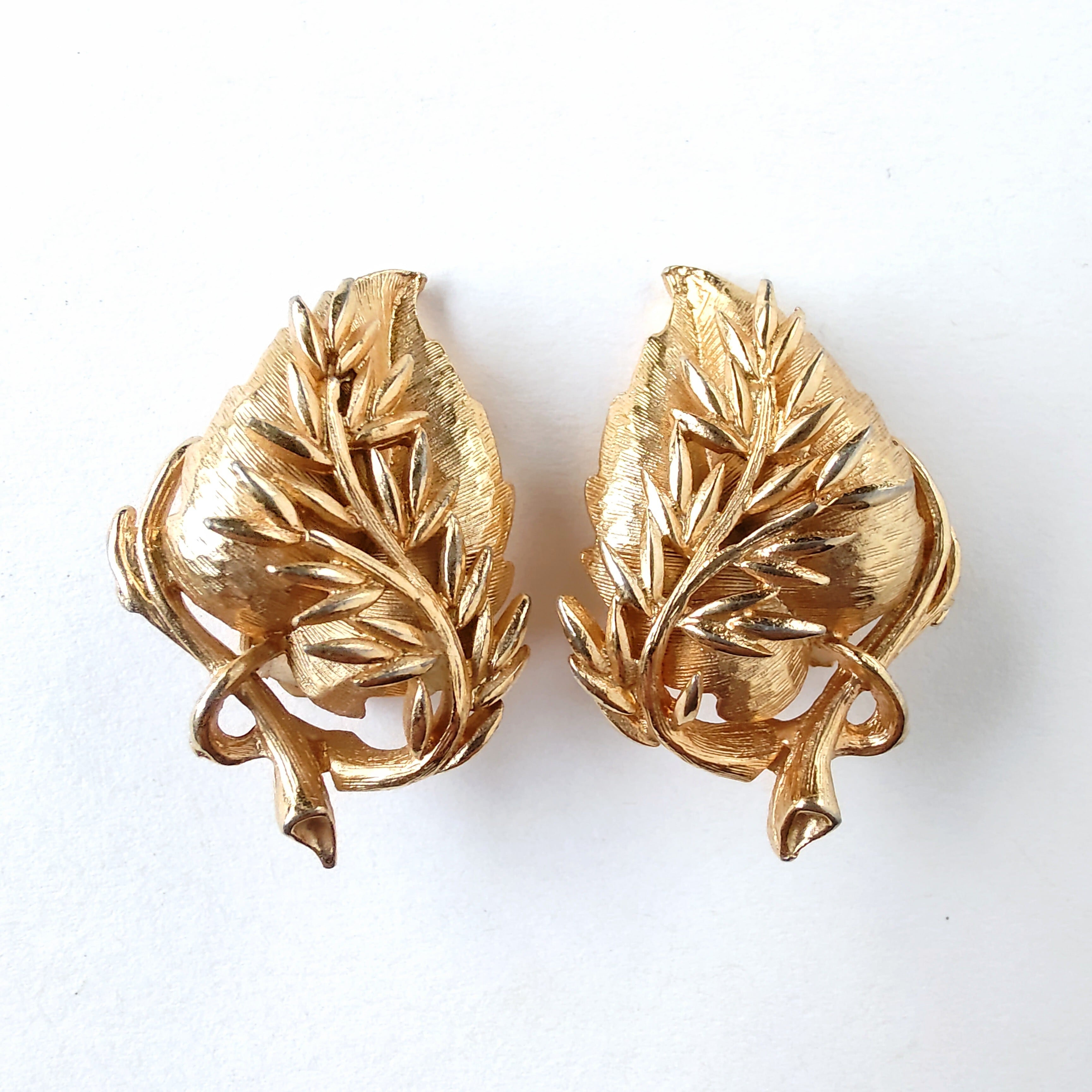 gold leaf vintage earrings ヴィンテージイヤリング | delightful