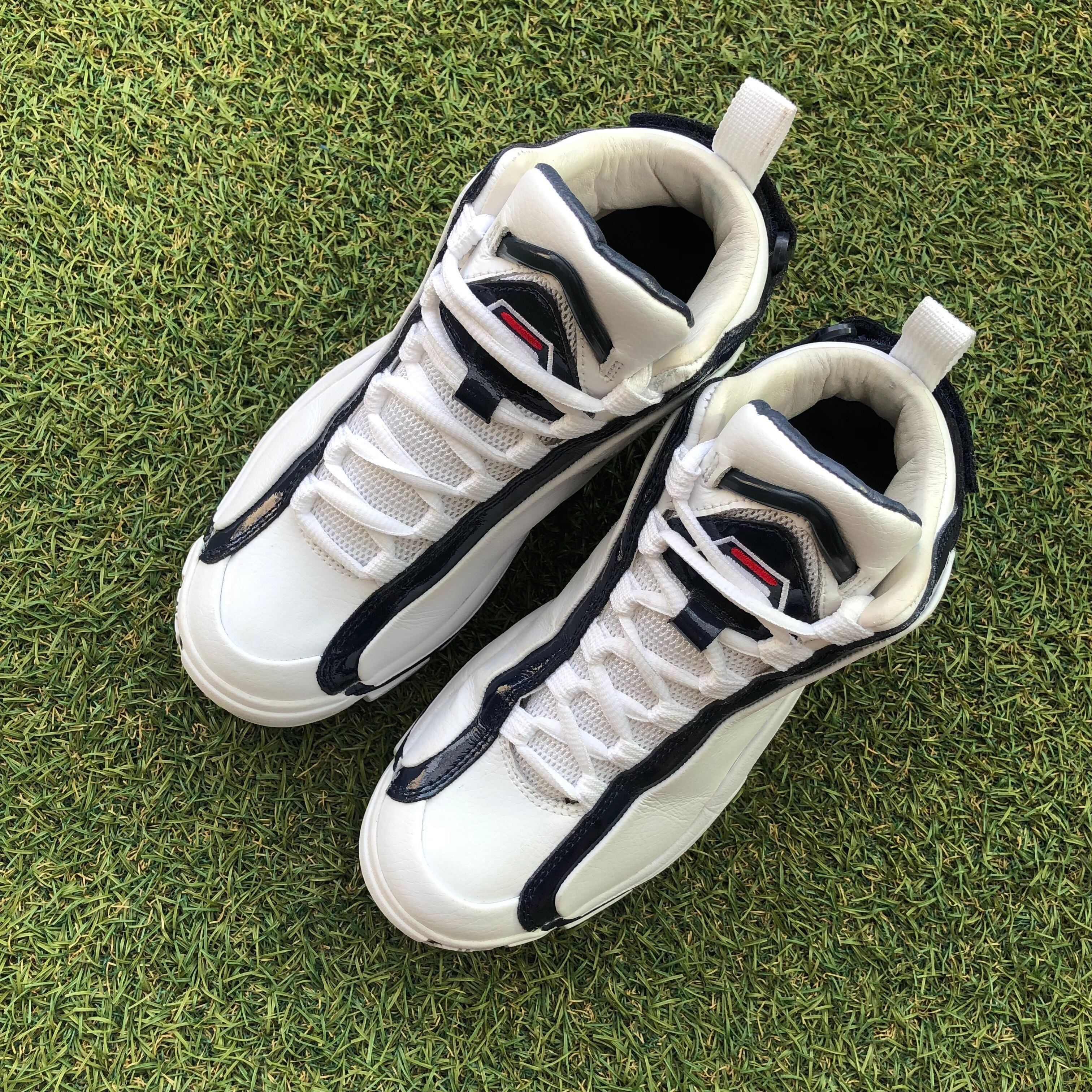 フィラ　グランドヒル2 25.5 フィラ FILA グラントヒル2 GRANT HIKLL 2 シューズ スニーカー F0313