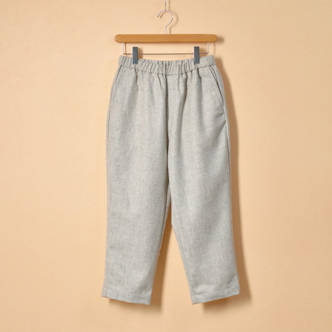 極美品maison de soil/メゾンドソイル　ウールクロップドパンツ maison de soil WORSTED SERGE 2TUCK EASY PANTS ¥22000(¥24200