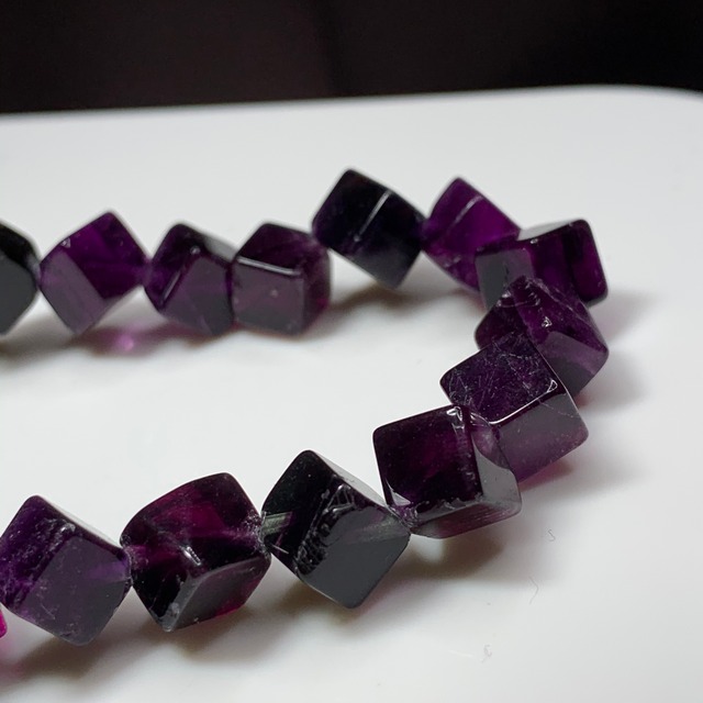 濃厚✩パープルキューブフローライトブレスレット