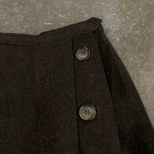 Vintage wrap design wool skirt