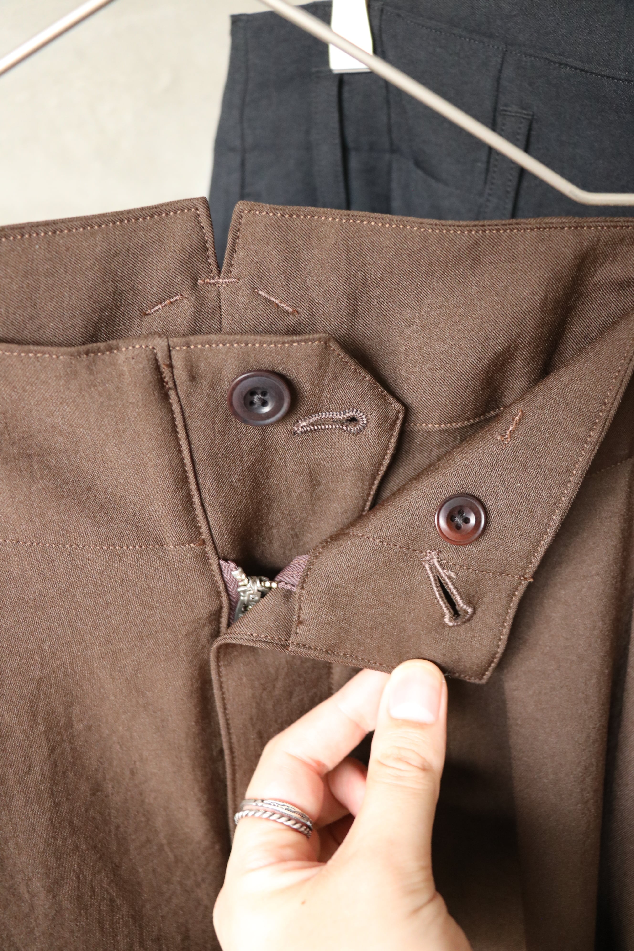 satou / dokan wide slacks / PT25008 / サトウ ドカンワイド