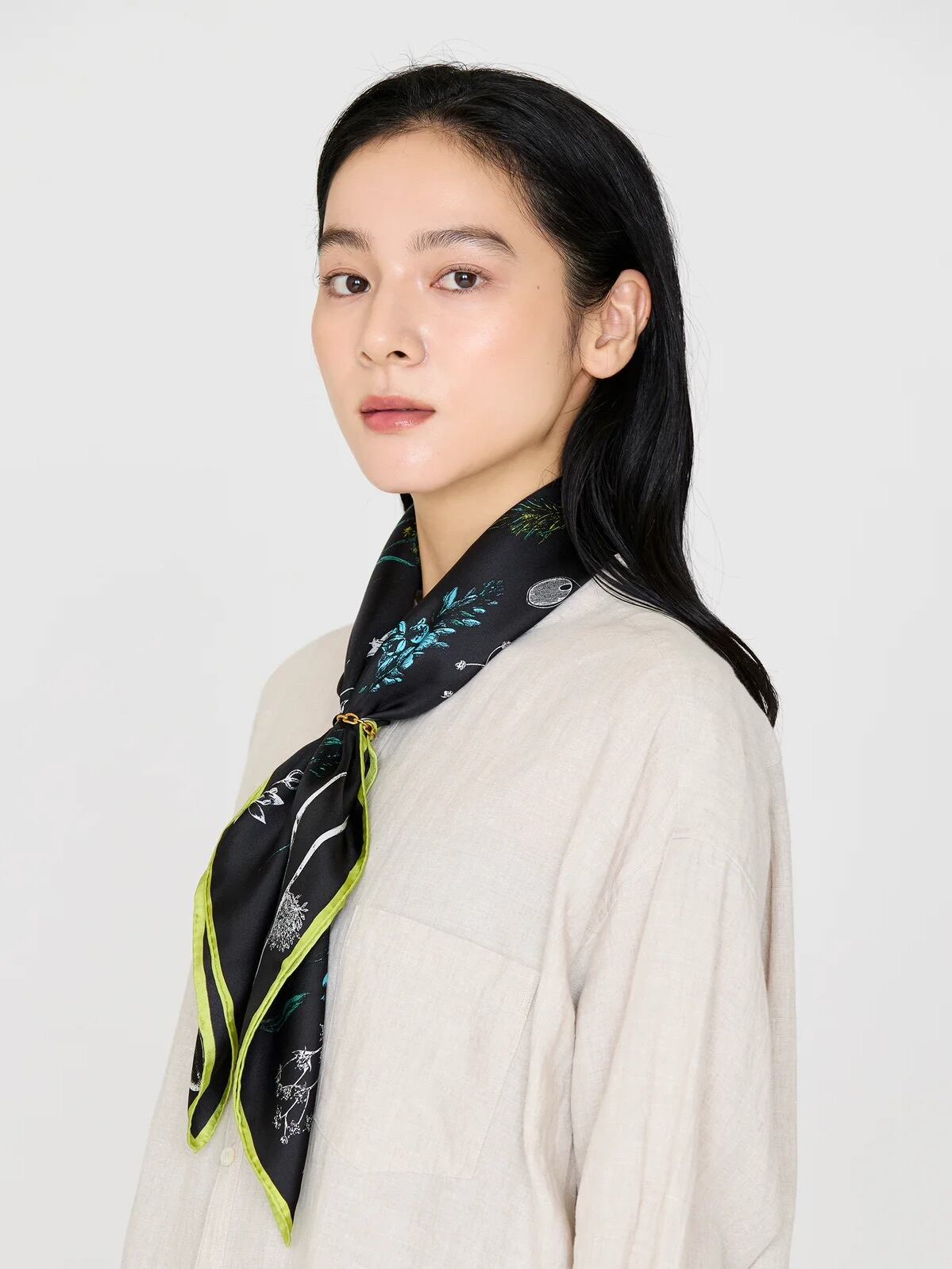 manipuri / ＜シルクスカーフ65＞ボタニカルフラワー | anouk