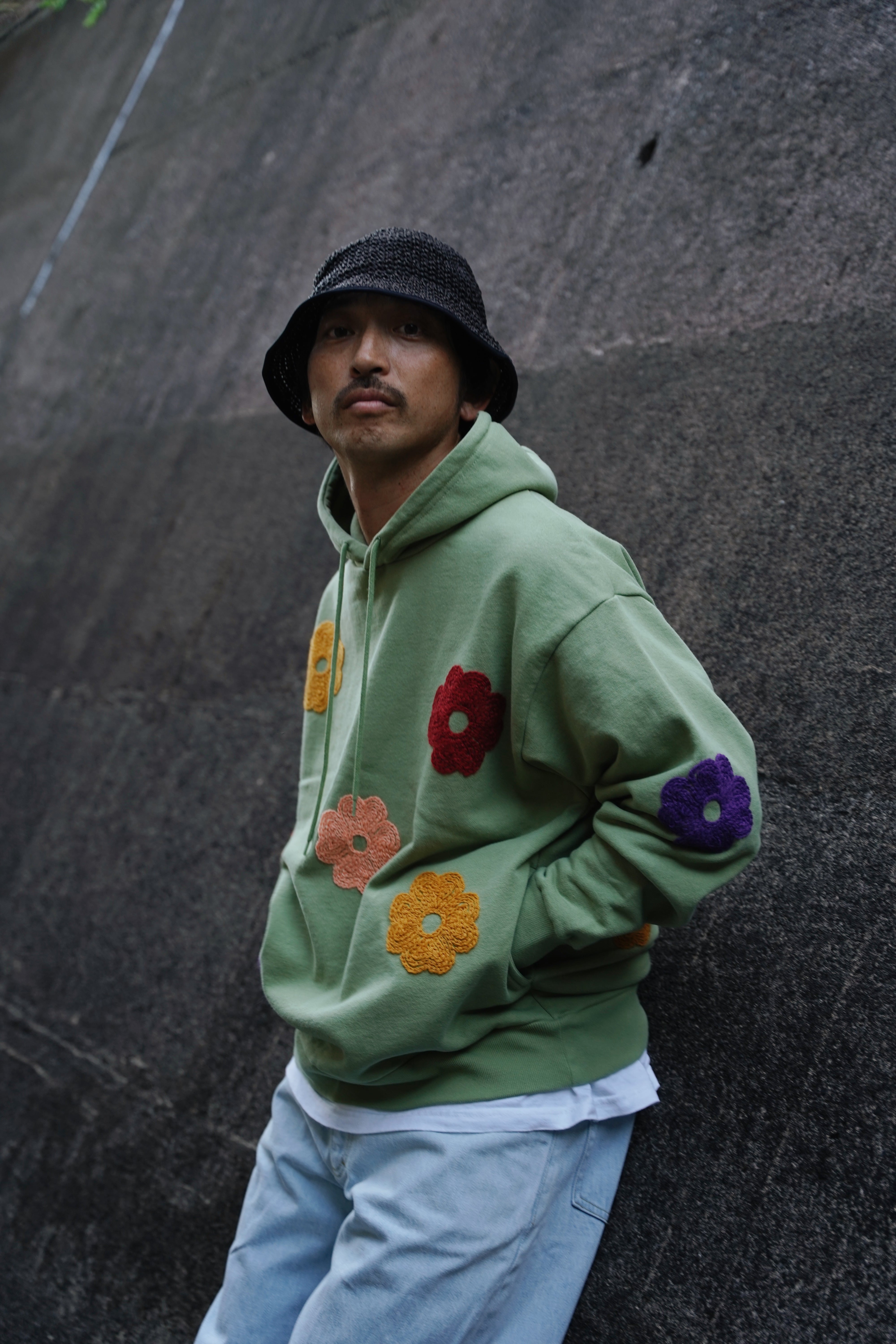 chah chah FULL BLOOM HAND HOODIE パーカー 【公式通販】