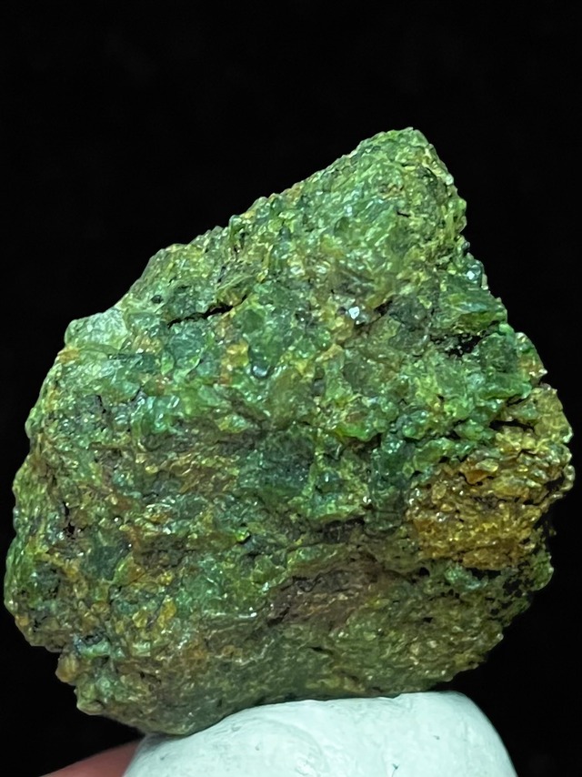 30) 強力な引き寄せ・統合「南極の石」小型(珍品・グリーン)