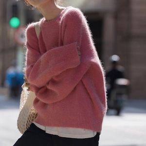 シンプルラウンドネックニット 231121