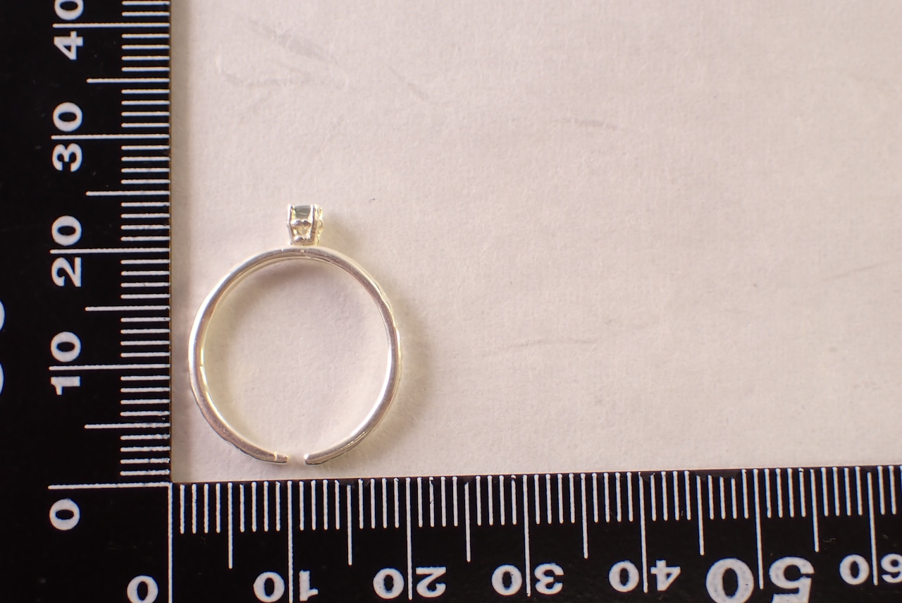 グリーンクリソベリルリング　0.07ct　[D12-93]