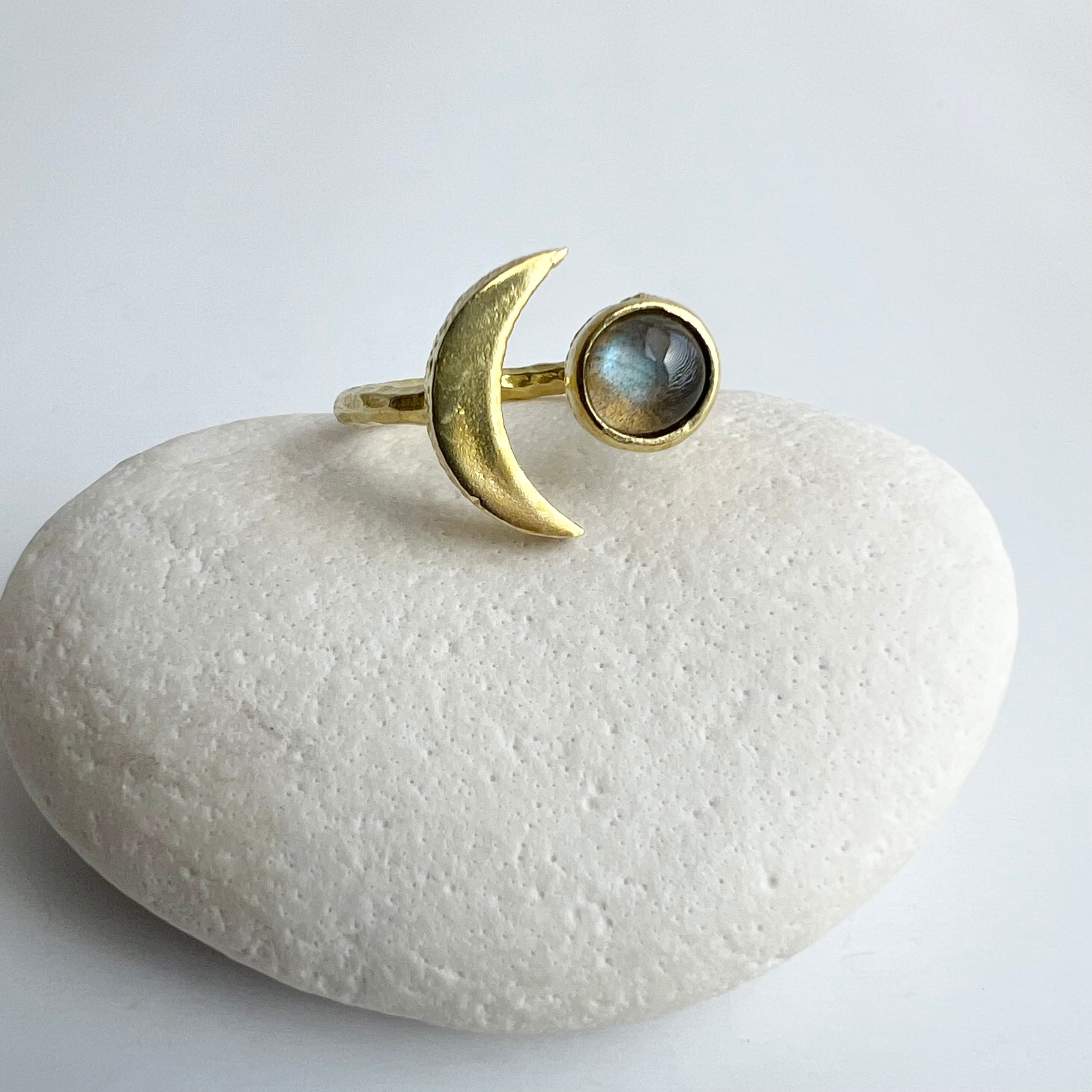 Ring | Handmade Accessory MU