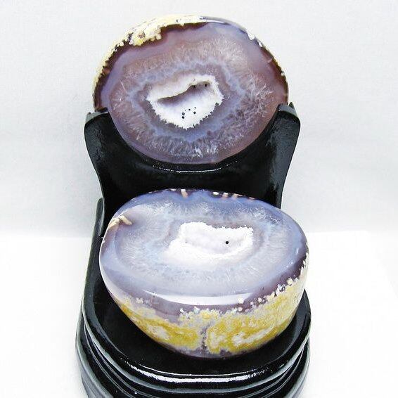 1.5Kg トレジャーメノウ アゲート ジオード 台座付属 一点物 175-1512