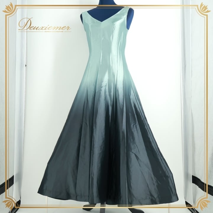 【美品 ハワイ製 フラダンス衣装】ライトブルー u'ino! ドレス uino フラダンス 衣装 ワンピース ドレス ブルー系 u'ino! フラ ダンス