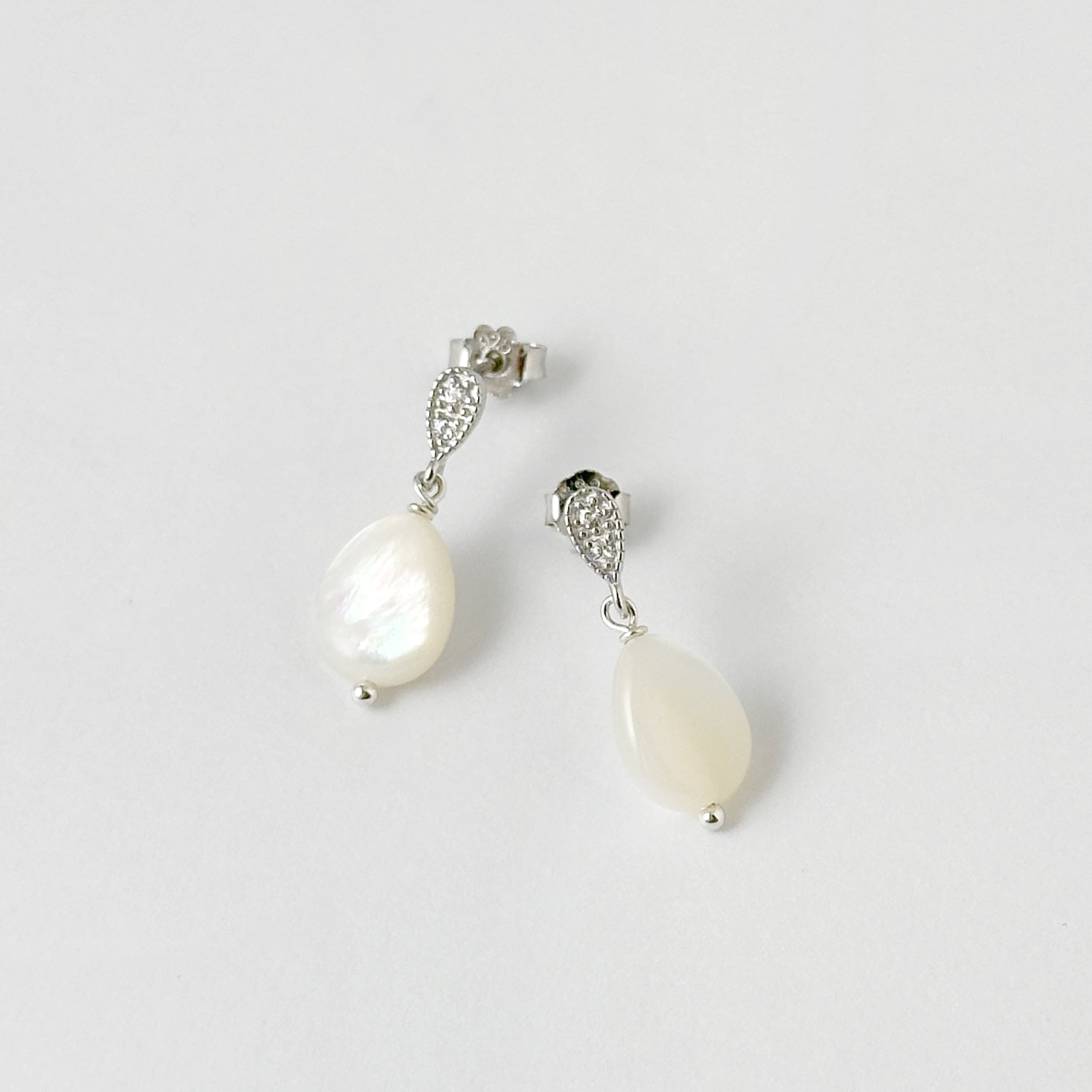 Lagoon Original 白蝶貝 ジルコニア スタッド ピアス