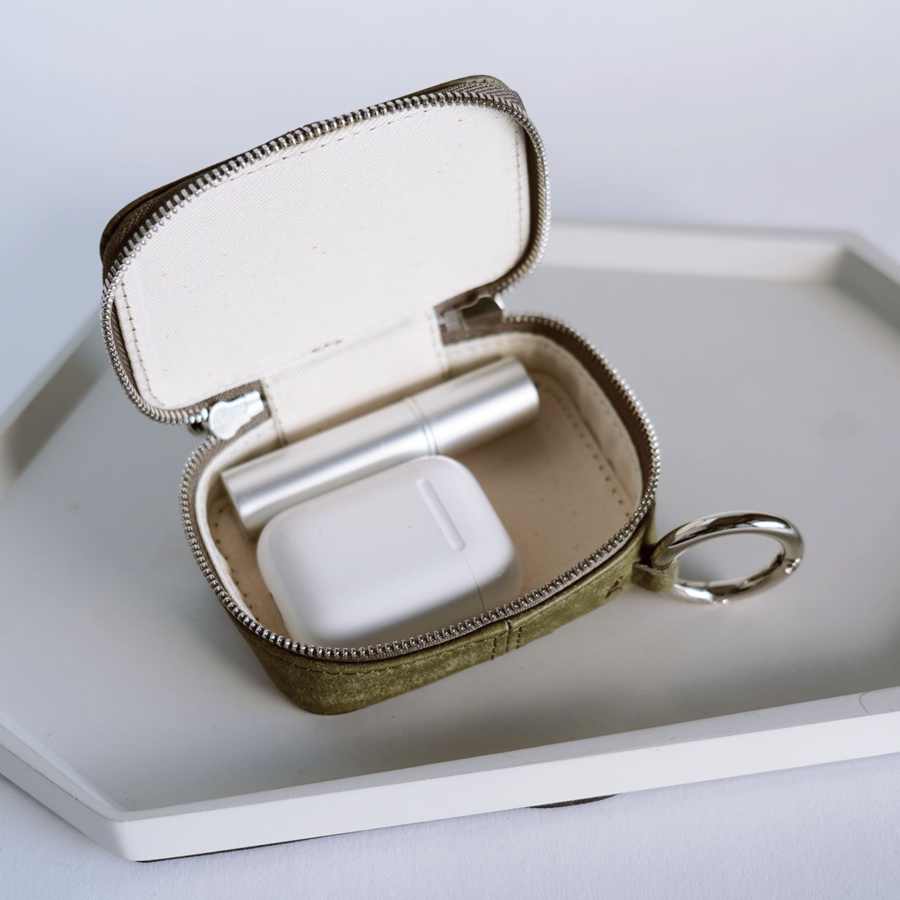 【本革】アクセサリーポーチ｜de’syu｜プエブロレザー× コンパクト収納・画像7