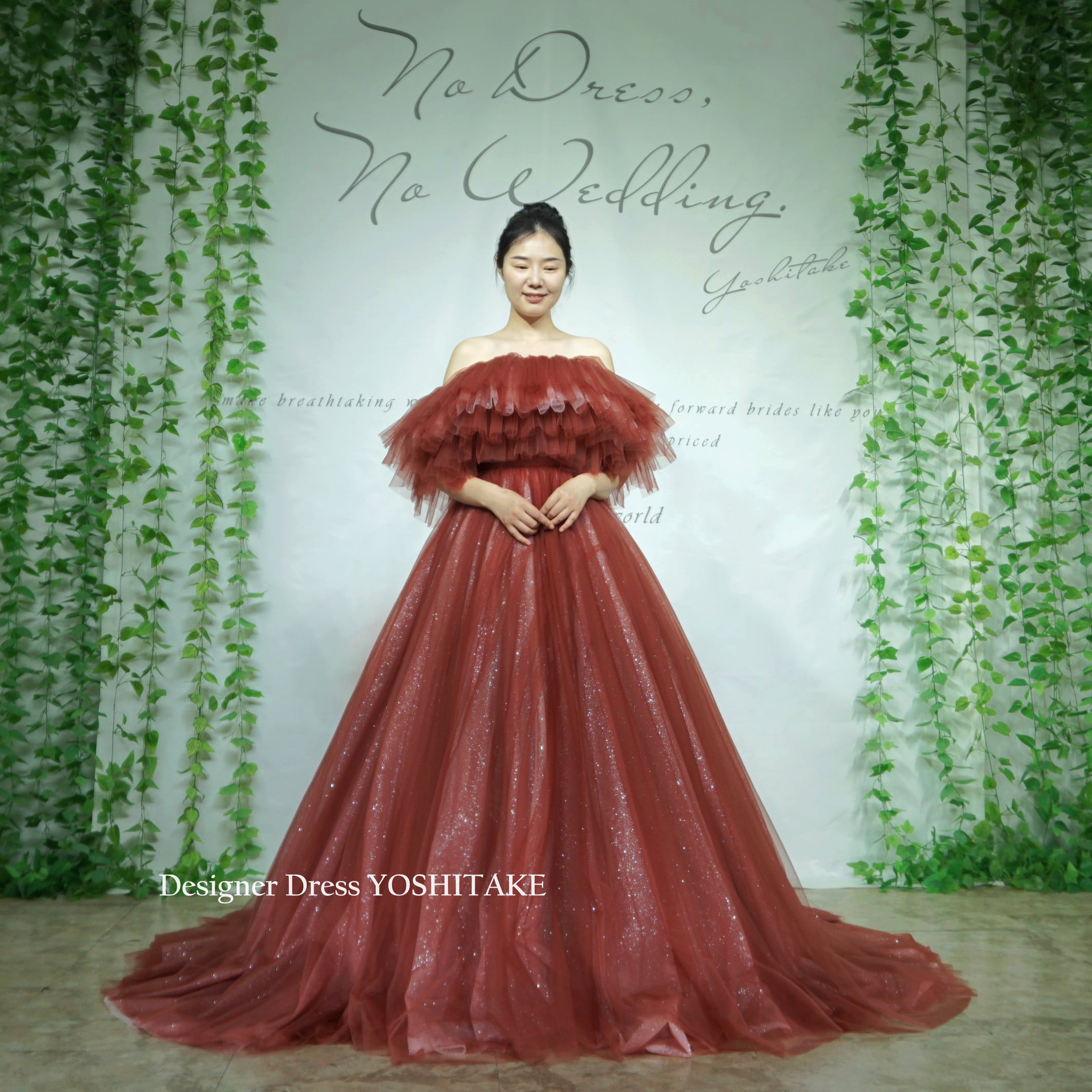 オーダー制作】ウエディングドレス(無料パニエ) キラキララメ入りバー  