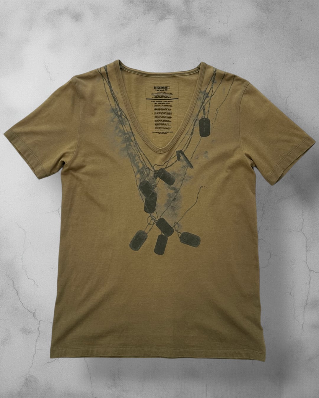 BLACKBARRETT by NEIL BARRETT Dog Tag Graphic V-Neck T-Shirt Size:2