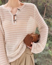 Long Sleeve V-Neck Knit Pullover     L0048