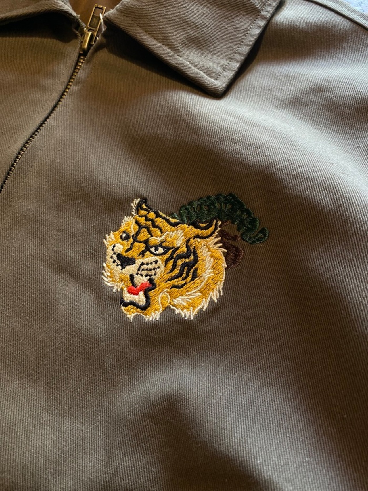 ALCARZA / SPORTS JACKET / 虎盆栽 刺繍 / ドリズラージャケット - 6