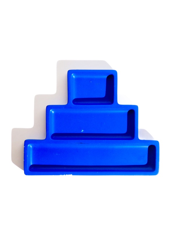 OCTAEVO Pyramid-Shaped Blue Tray (Spain)