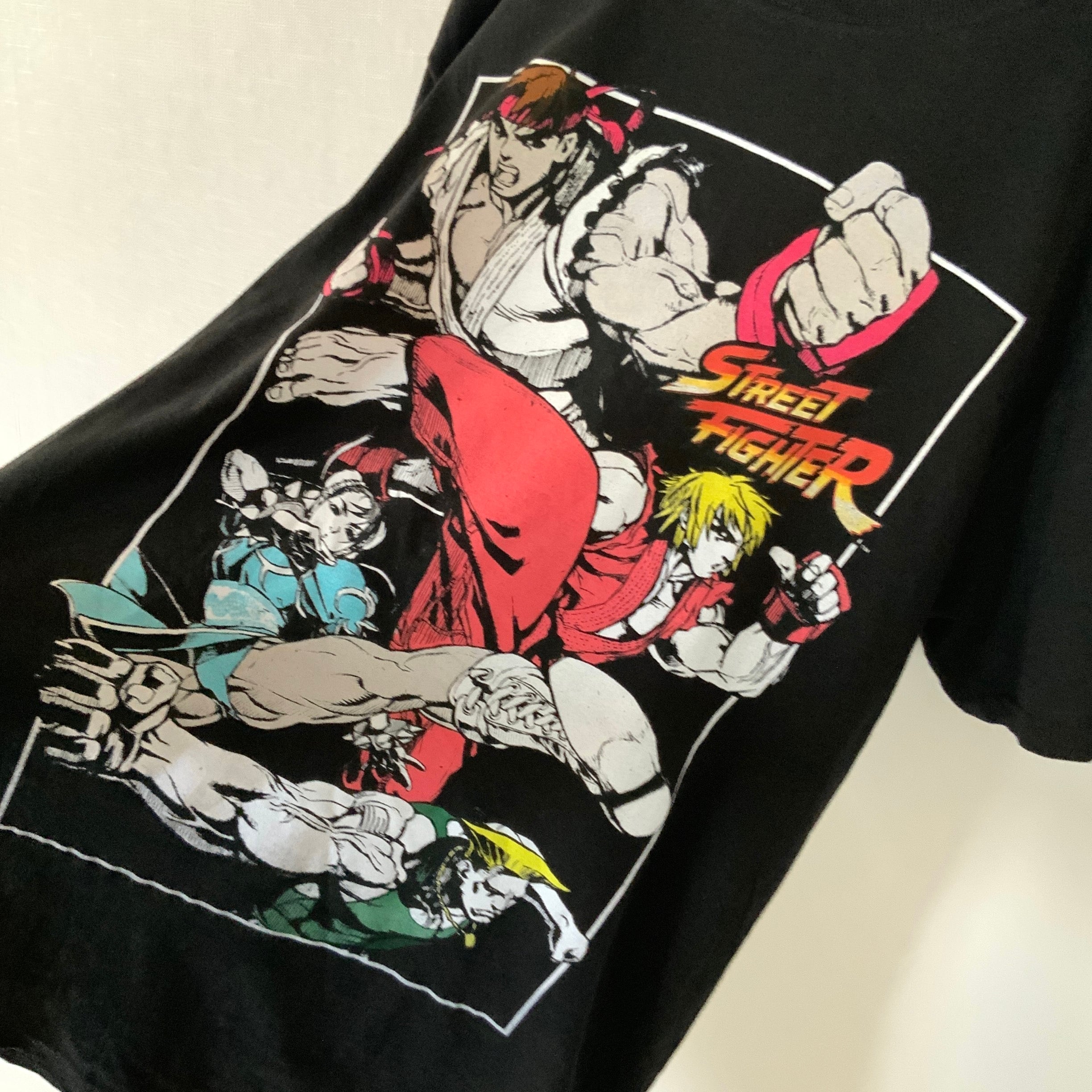 抽象的な木製装飾品 (燭)