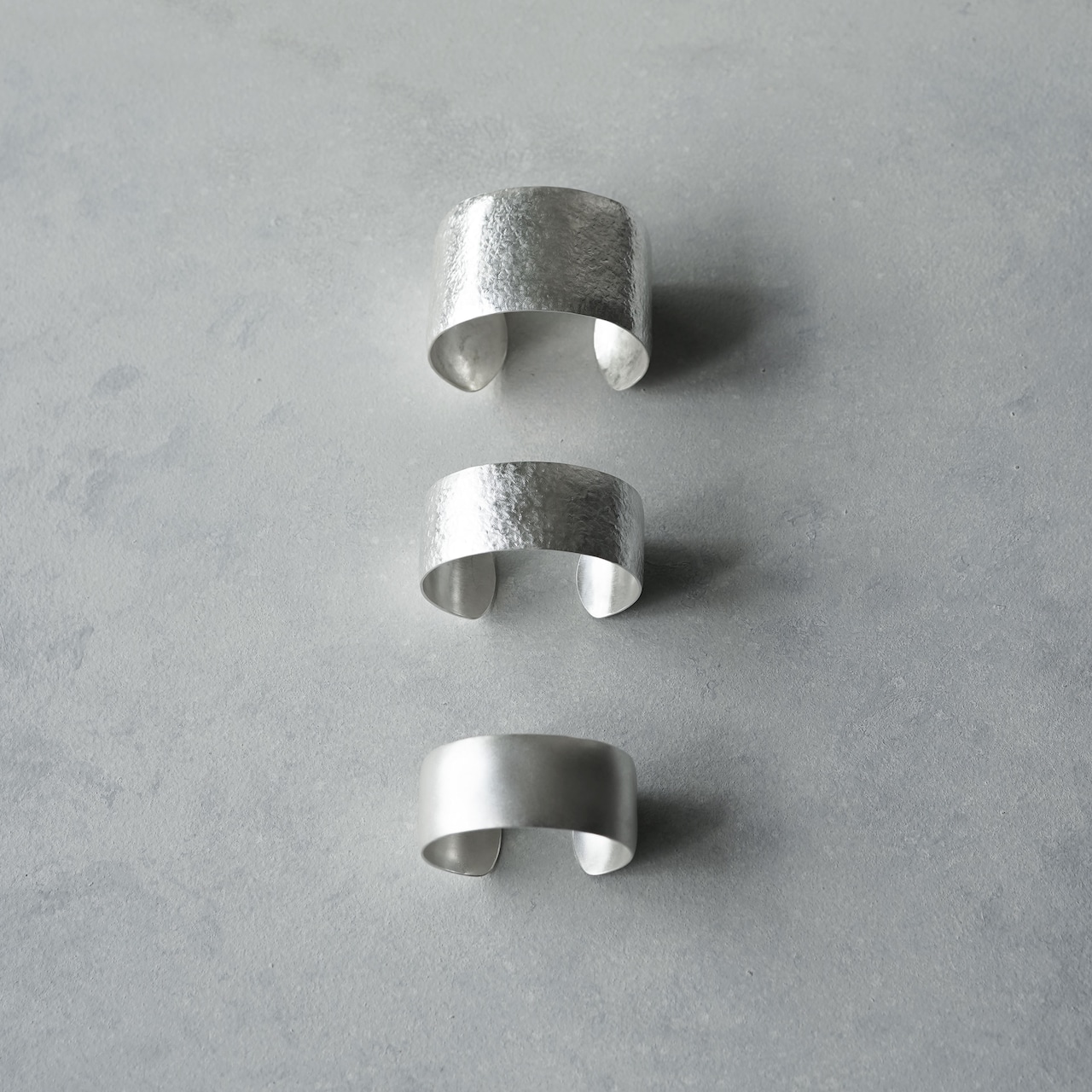 hatsuyuki 25mm (純銀) Bangle