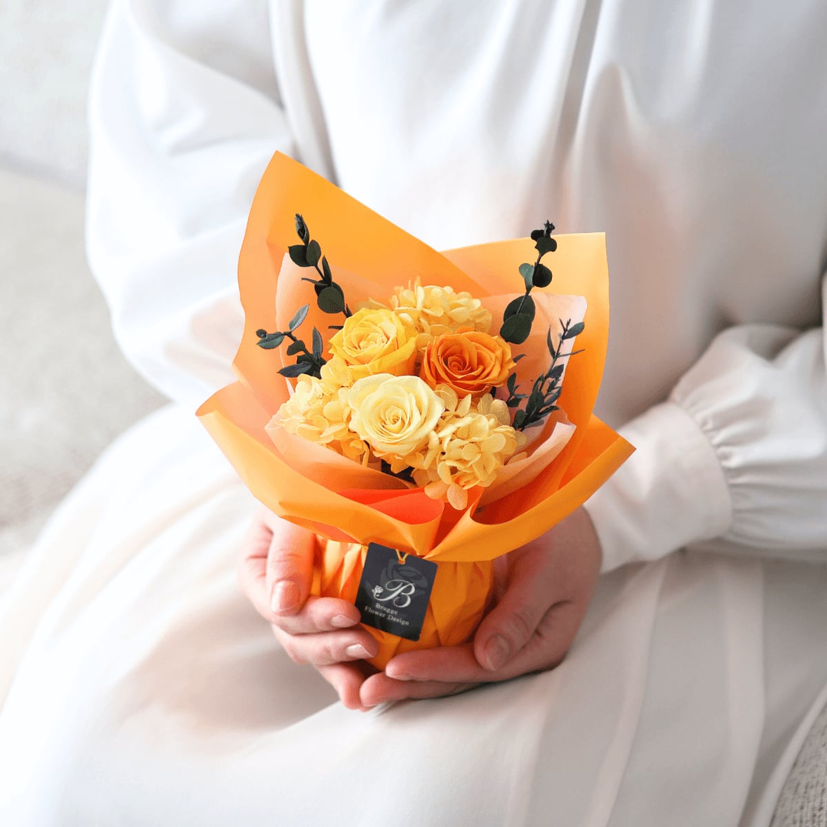 33本黒黄バラブーケ プレゼント お祝い 枯れない花 永生薔薇 特別な人