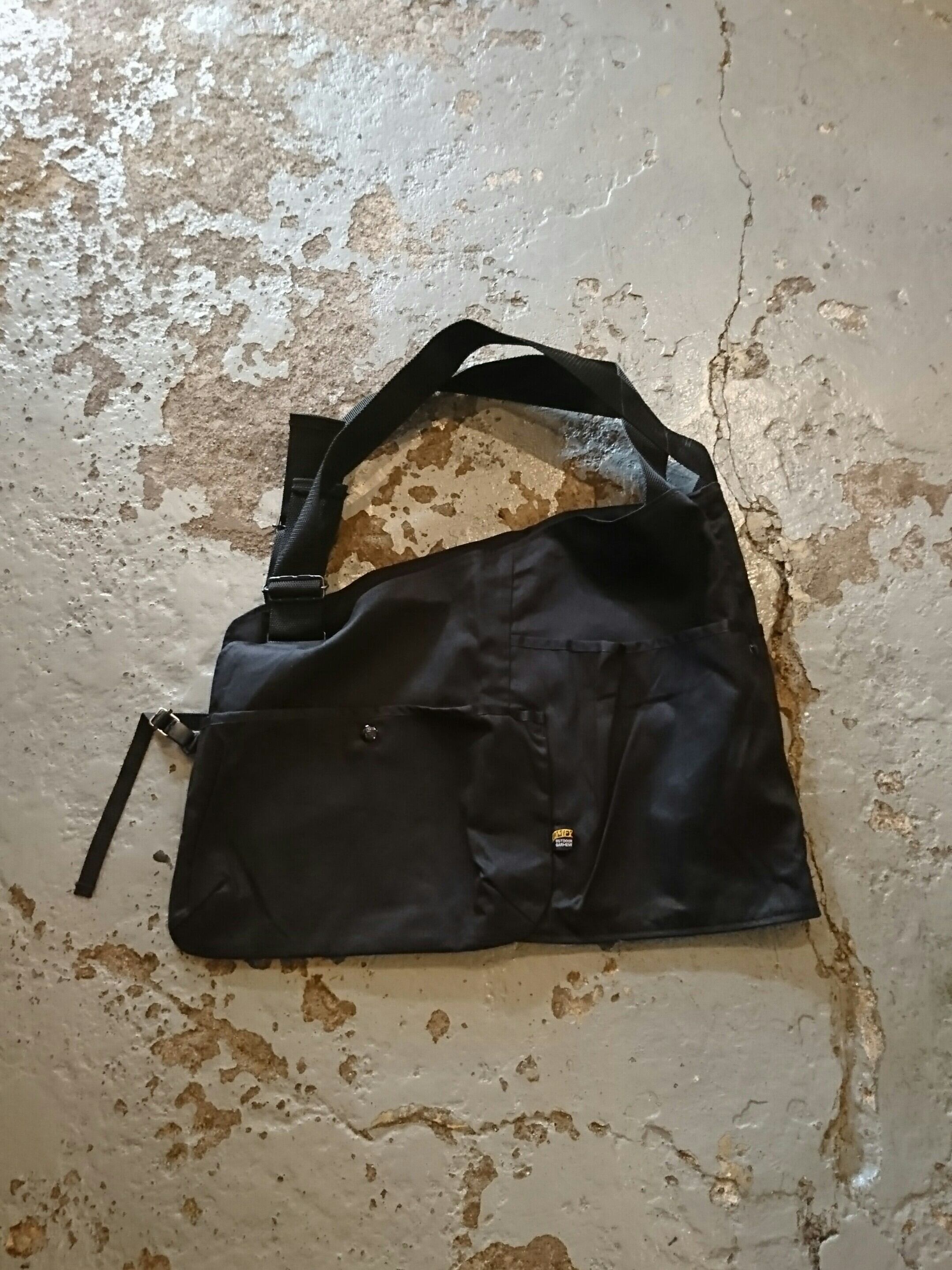 COMFY OUTDOOR GARMENT 