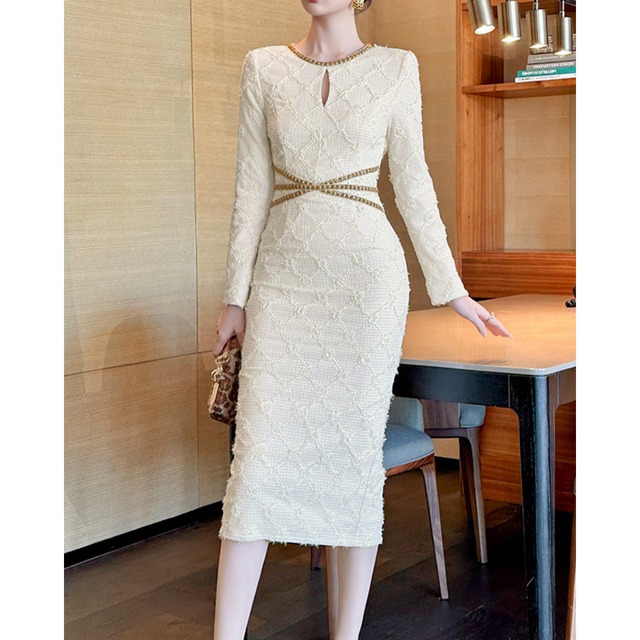 ノーブルチェーンタイトワンピース L2126