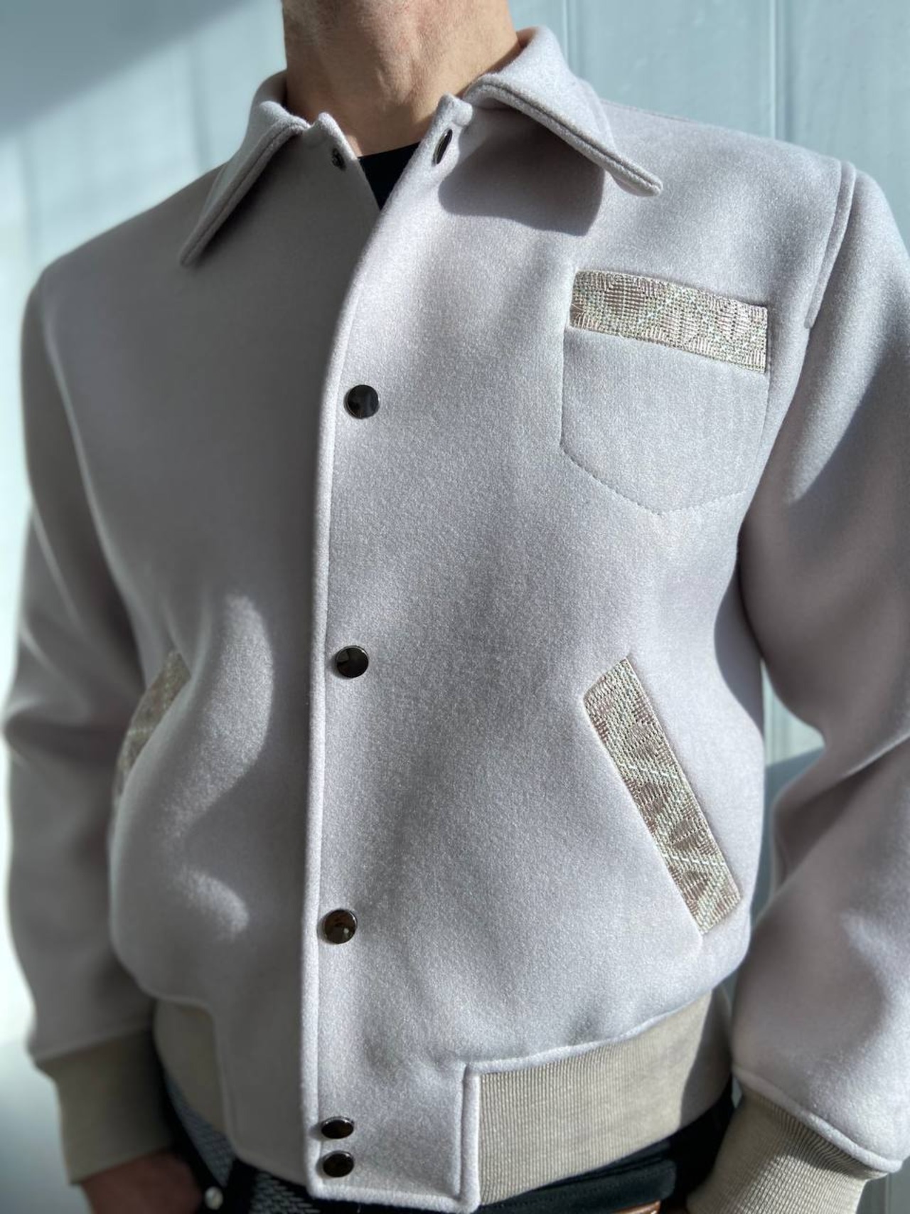 ウクライナ産カシミヤ手刺繍ジャケット シルク刺繍　ユニセックス - 7