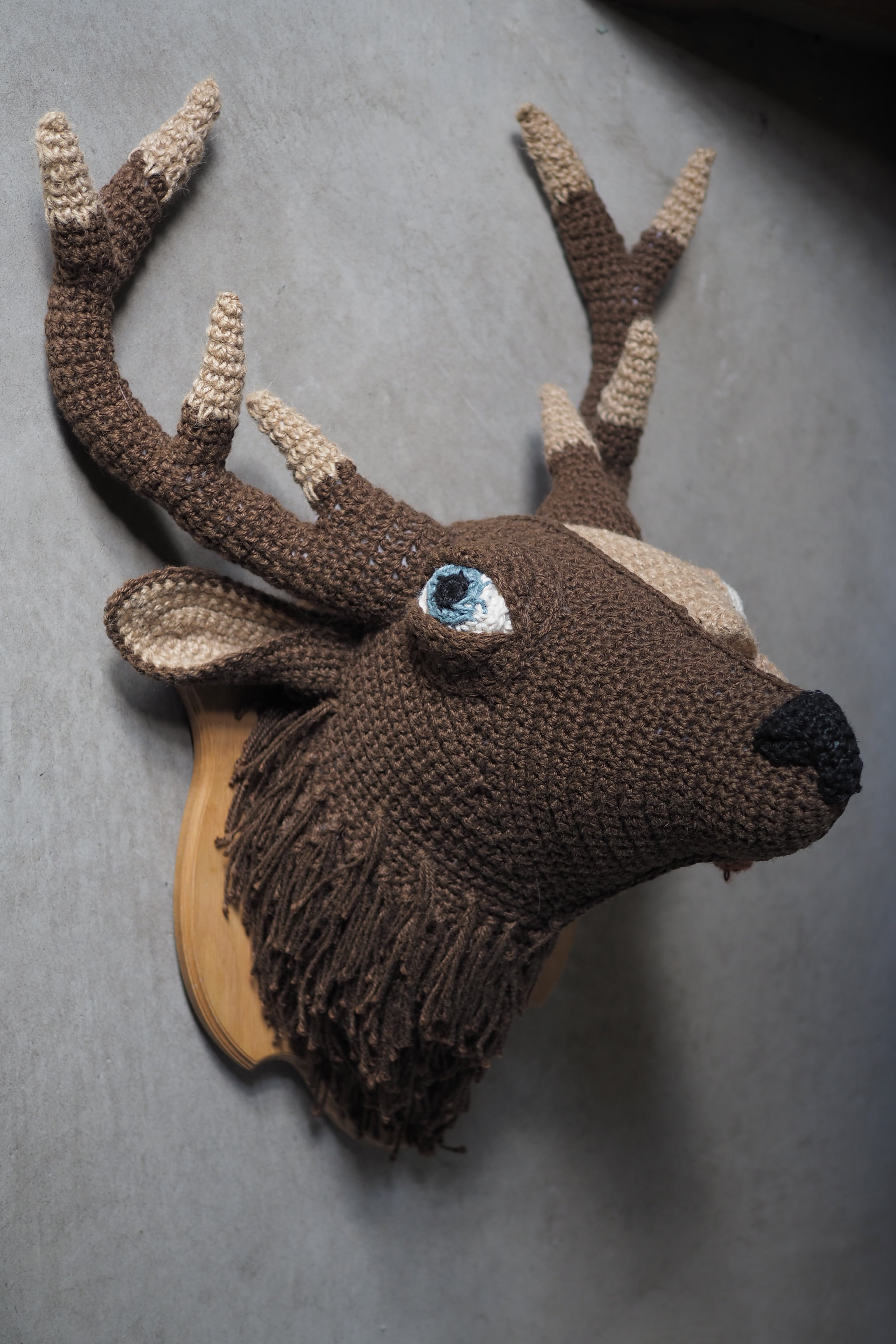 DEER TROPHY 半分シカくん