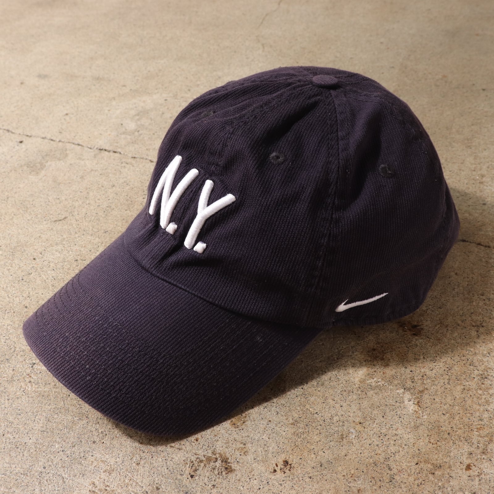 デッドストック‼️NY YANKEES NIKE 90s ネイビー C126