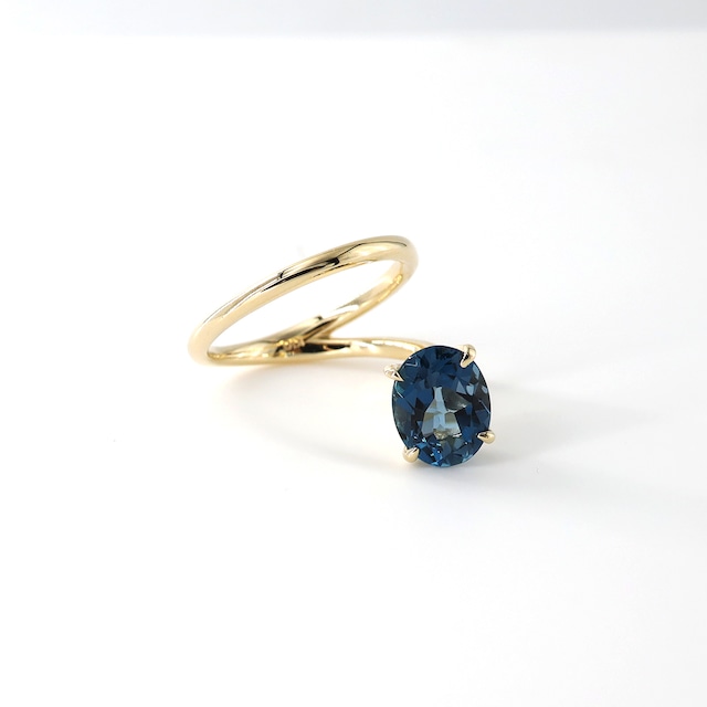 Island Oval Ring