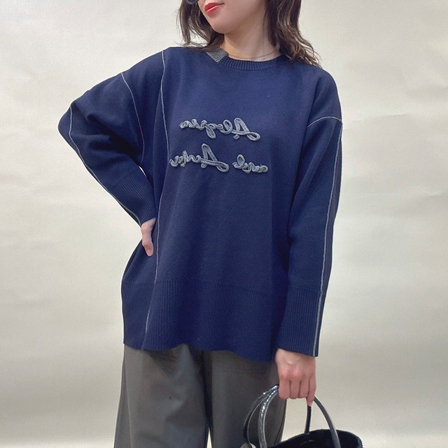 33℃　ロゴ刺繍テープジャガードニット