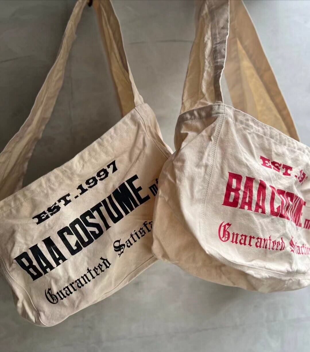 LABORDAY × BAA SIGNATURE NEWS PAPER BAG Natural/Black Color | BOW