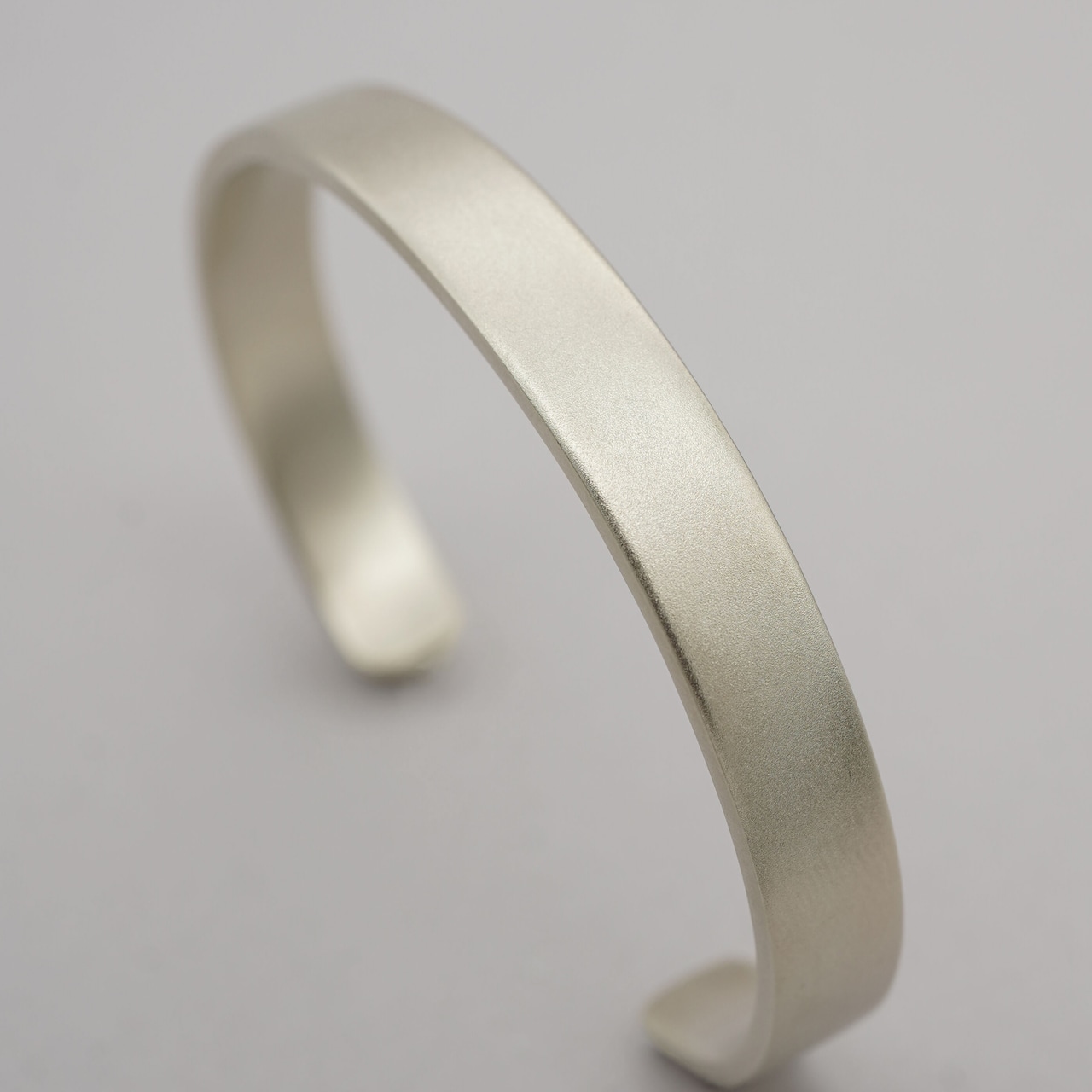 tsukinoiro 8.5mm(K10) Bangle