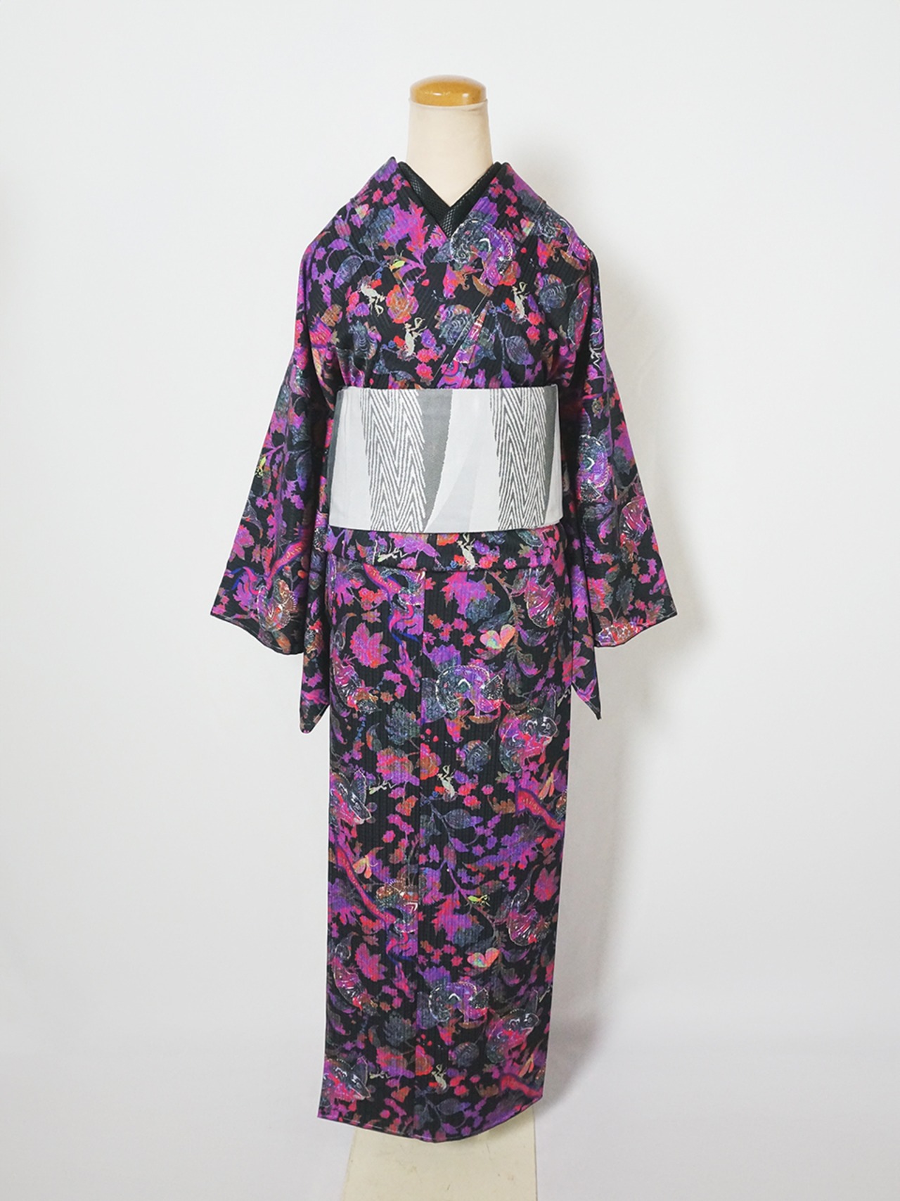 【受注商品】Rumi Rockキモノ「カメレオンの寄り道」 黒地にピンク 　[A1722]