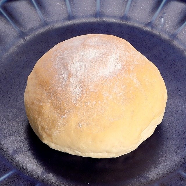 自家製まるパン　１コ