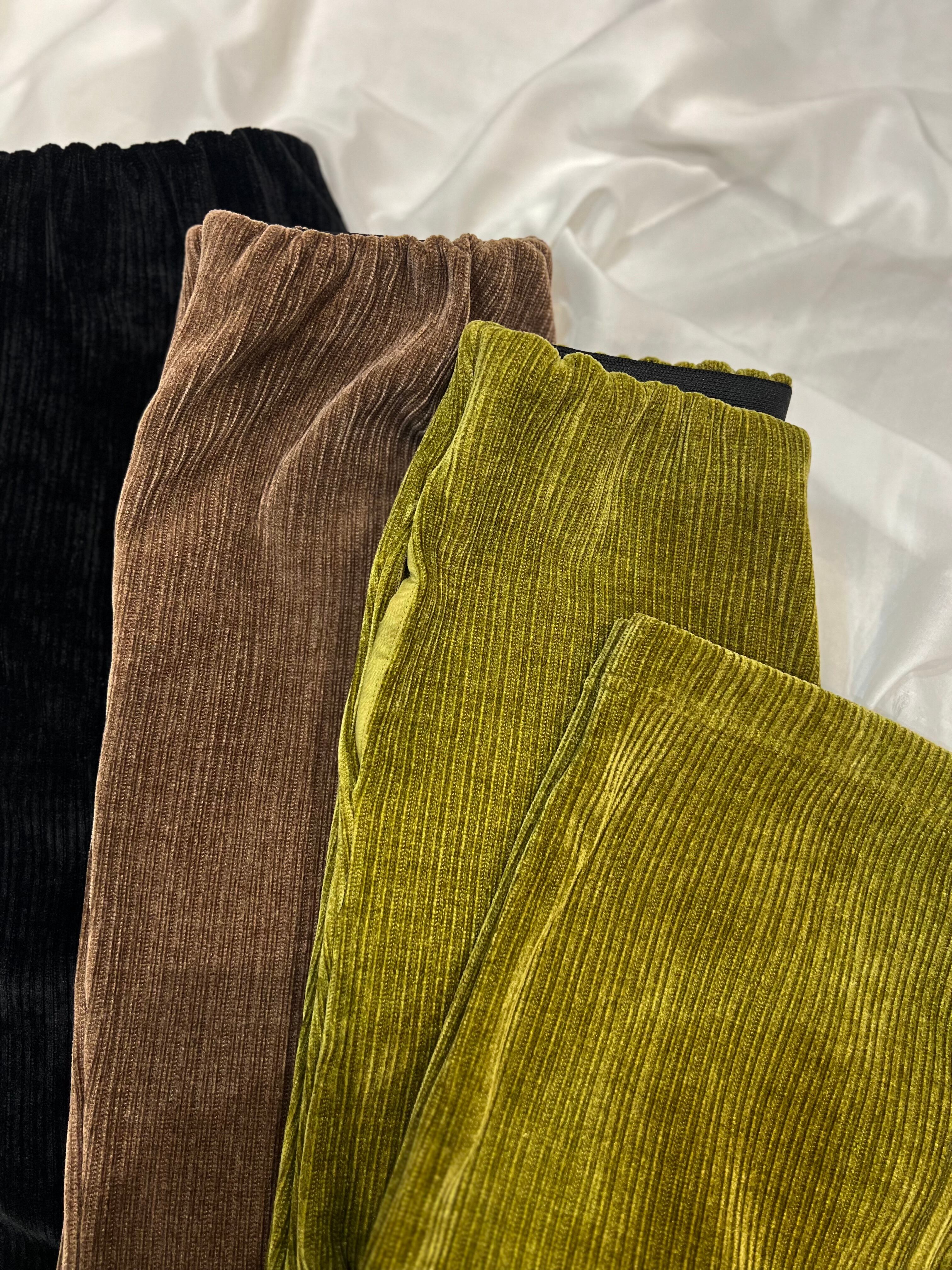 【SELECT】ストレッチベロアイージーパンツ