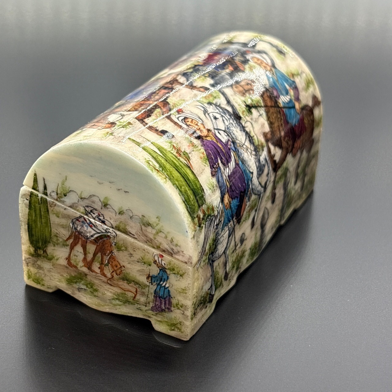 キャメルボーンの小箱【033】