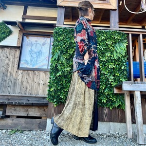 グラフィック柄シャツ