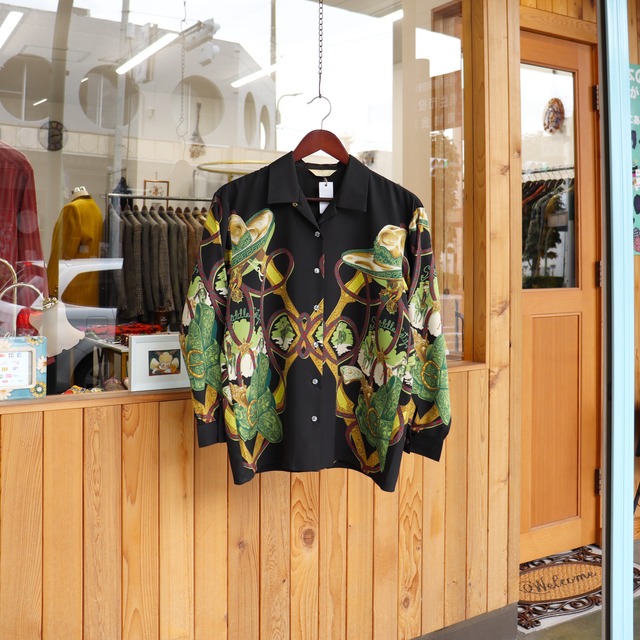 JAPAN vintage retro shirt