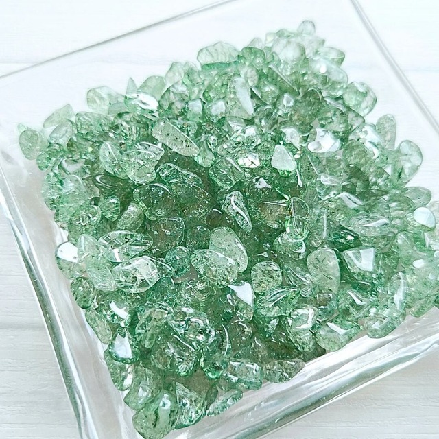 クラック水晶 ディープグリーン (30g) 爆裂水晶 天然石さざれ石 穴無しチップ