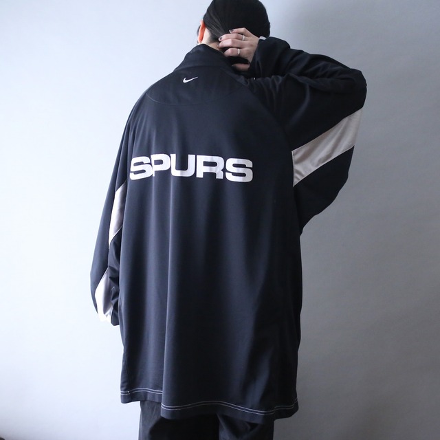 "NIKE" NBA San Antonio Spurs XXL super over silhouette track jacket