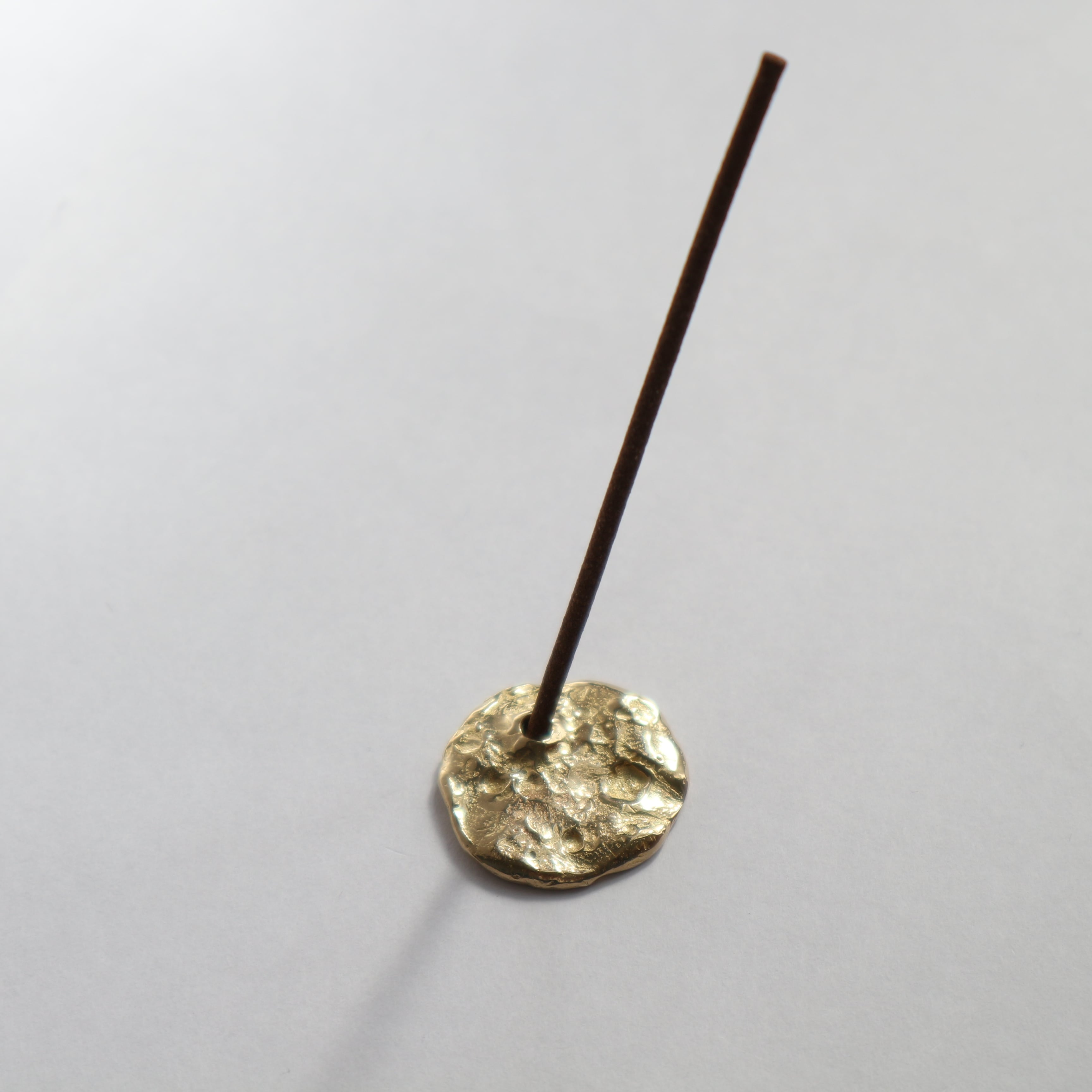 月でお香を焚く～真鍮のお香立て～ | Ceskariko