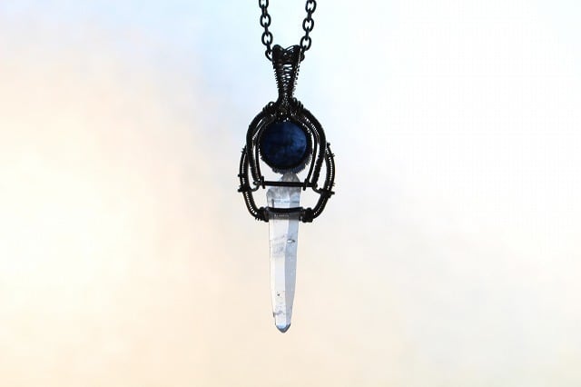 Kyanite & Himalayan crystal silver925 wirewrapping pendant