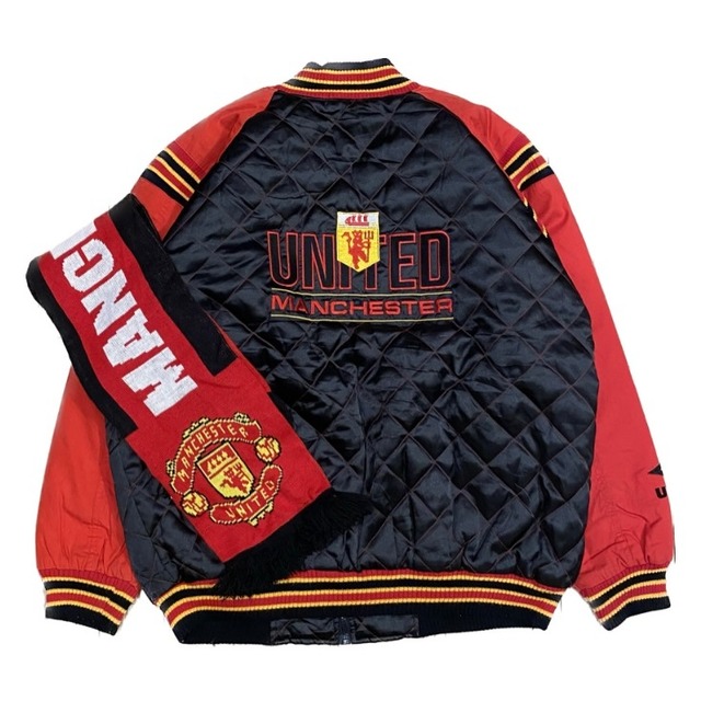 【UMBRO/ナイロンアウター】Manchester United