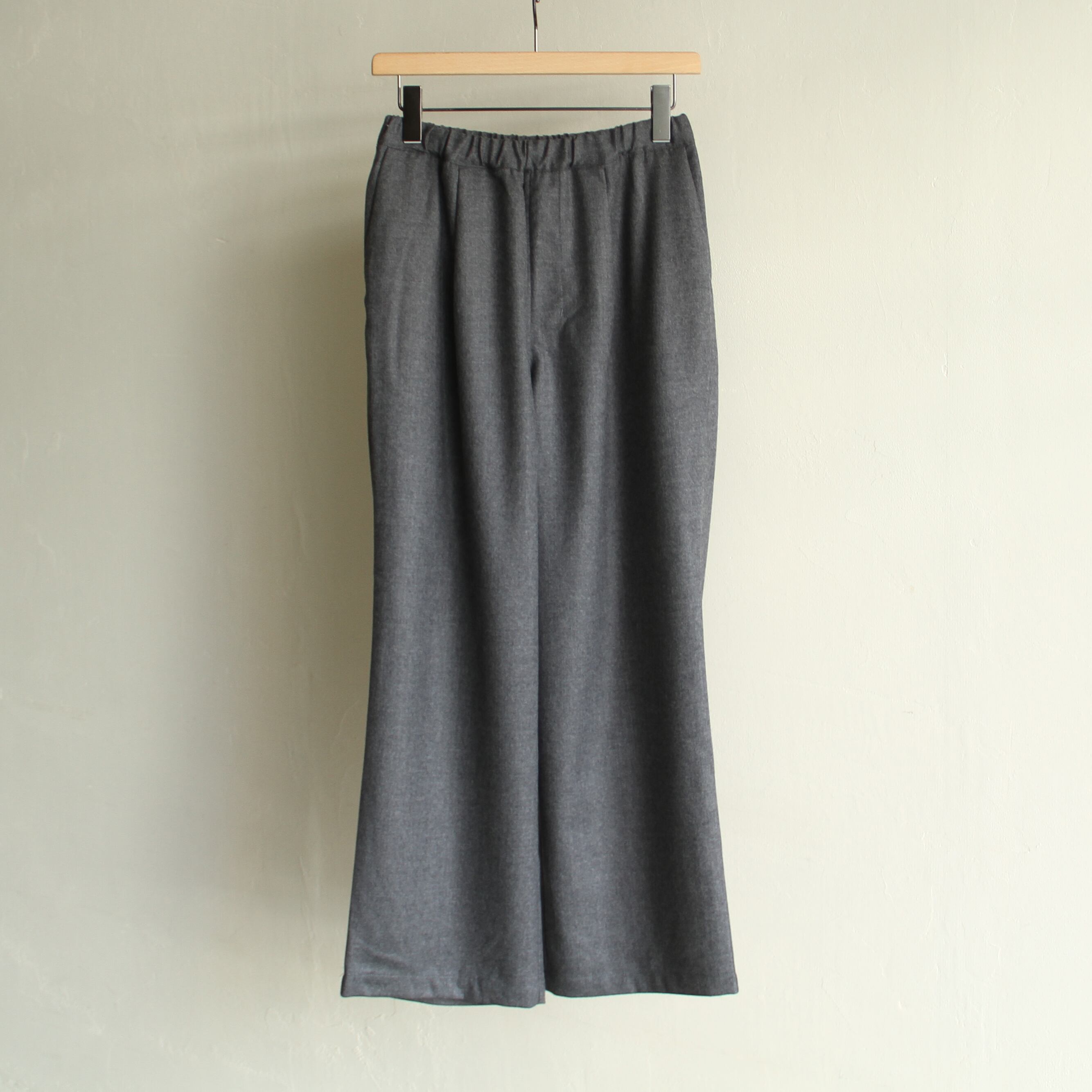 STILL BY HAND WM Wool gathered easy pants