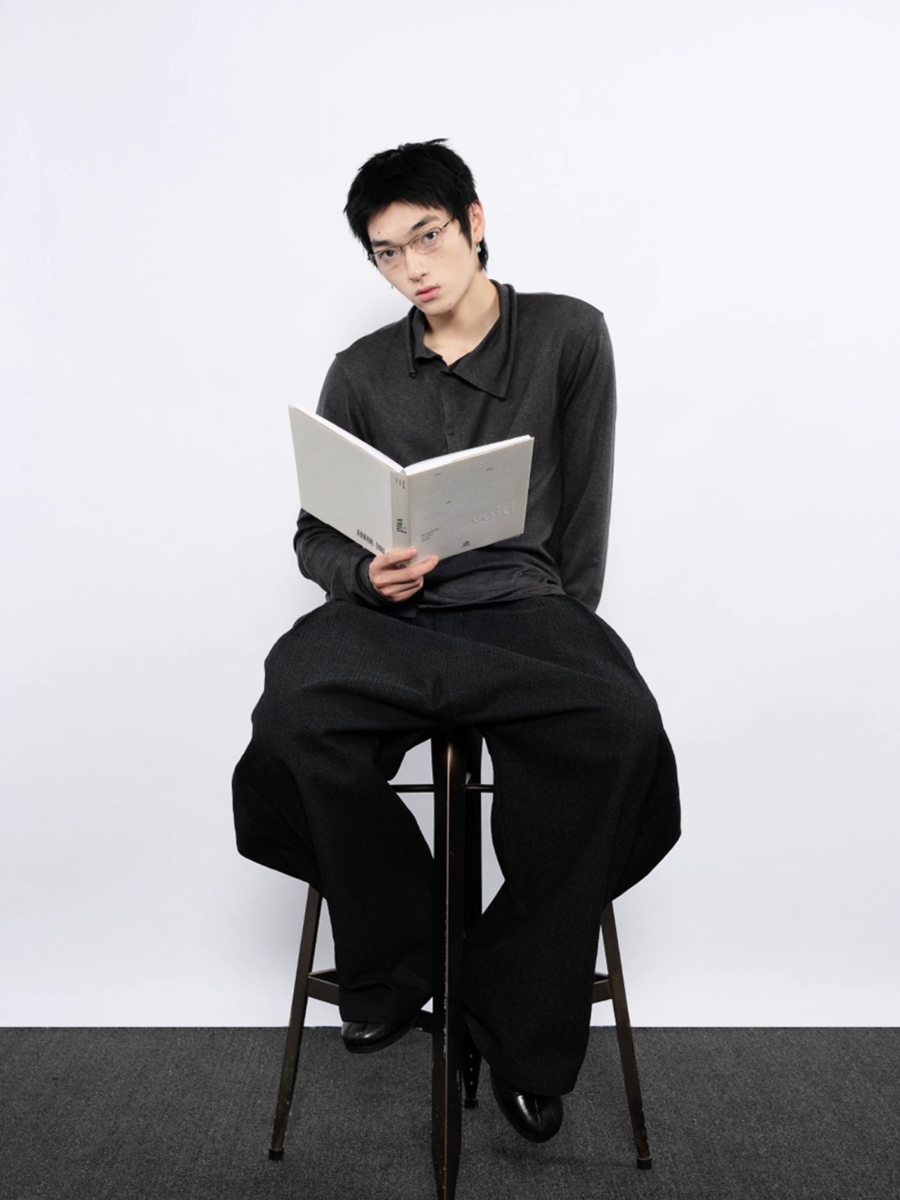 7440 37 1 Wide Pleated Denim Trousers