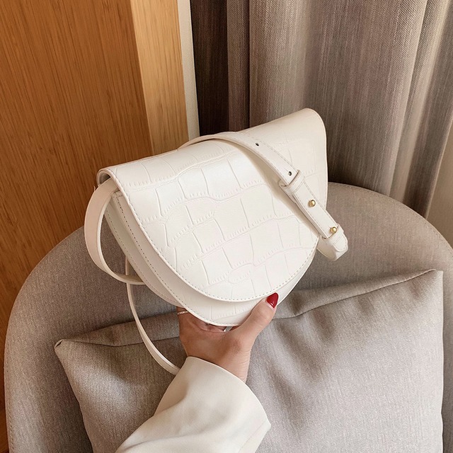 新しい小さなバッグ女性のバッグ2020新しいタイドネット赤いファッションテクスチャショルダーメッセンジャーバッグ夏の野生のサドルバッグ Tiancai_Wing_Bag5038137