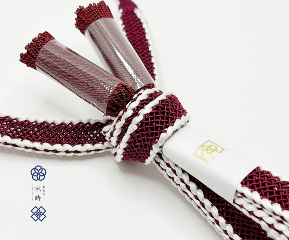 男物羽織紐〔B〕（変形笹波組紐） 笹浪組 男性用羽織紐 墨色 – 有職組紐 道明